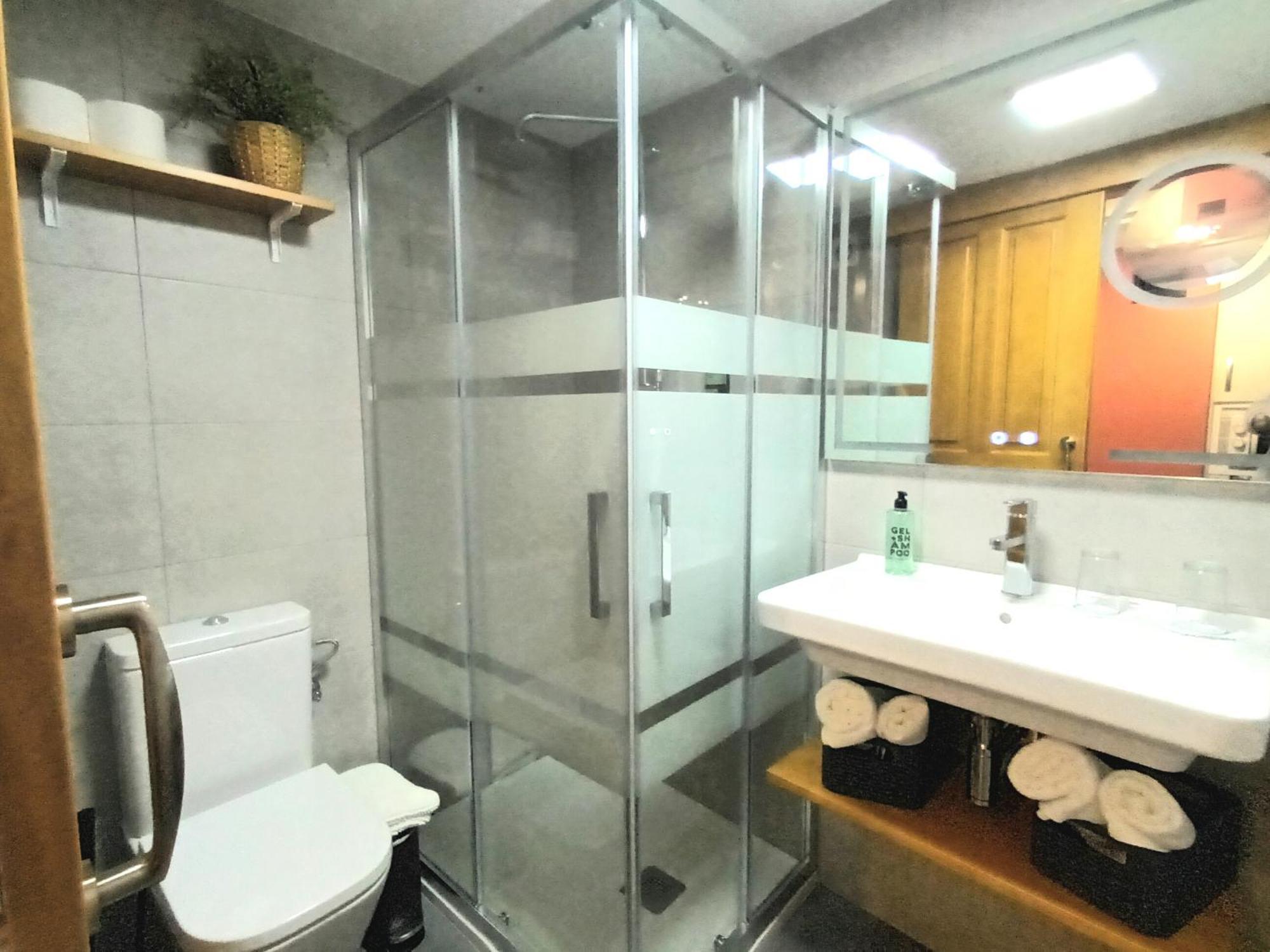 Apartamentos La Casa Del Pintor กูดีเยโร ห้อง รูปภาพ